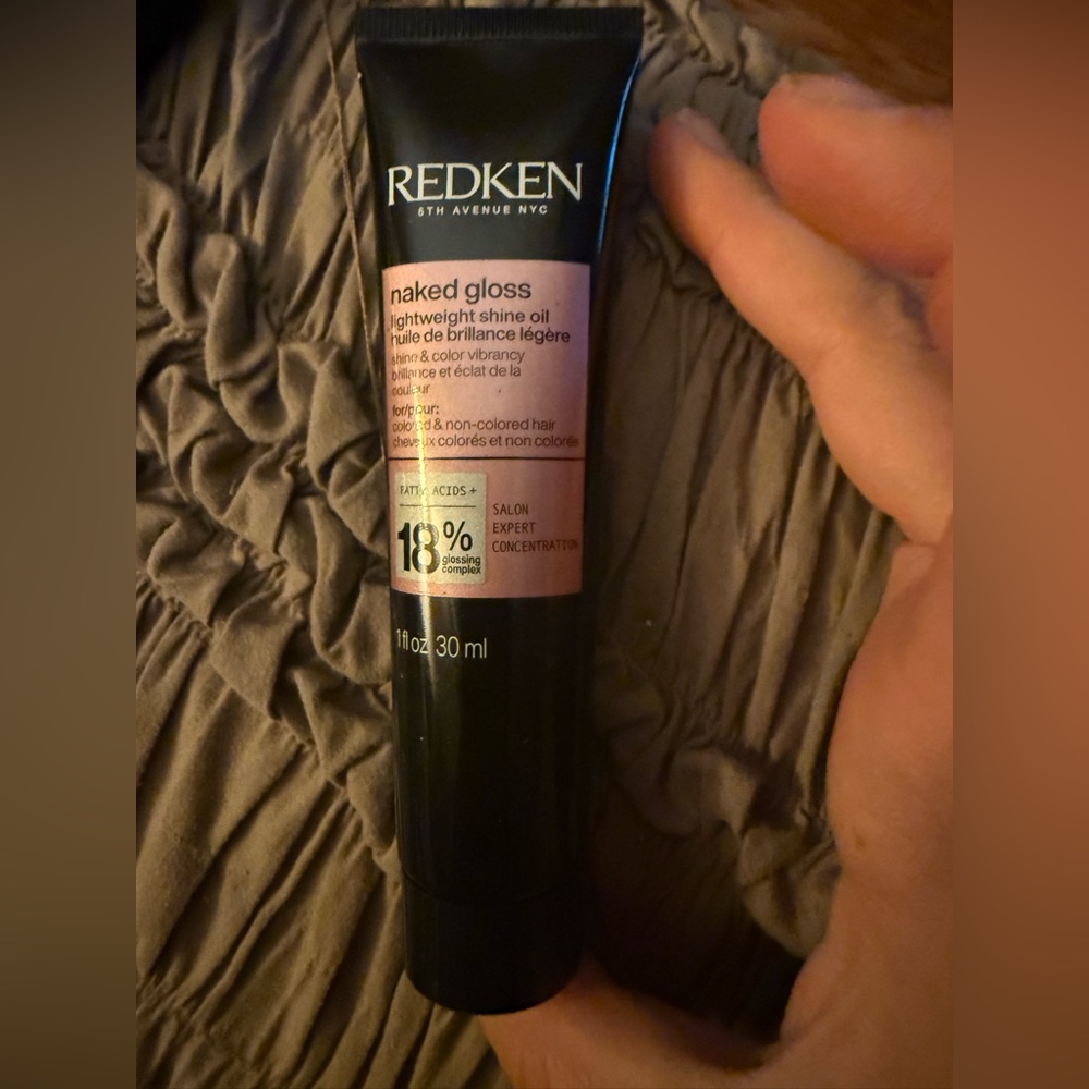 ❤️ 3/$25 Redken naked gloss lightweight shine oil